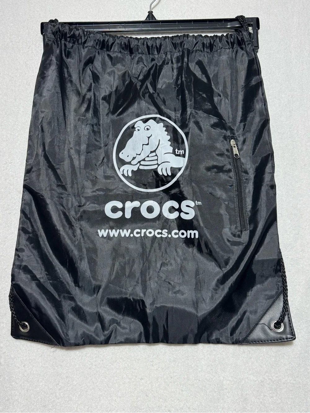 Vintage Crocs Black Drawstring Backpack Cinch Bag with Zipper Pocket